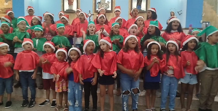 Portal de Notcias PJF | Cantata de Natal da E. M. Cel. Emlio Esteves dos Reis emociona moradores de Humait | SE - 12/12/2024