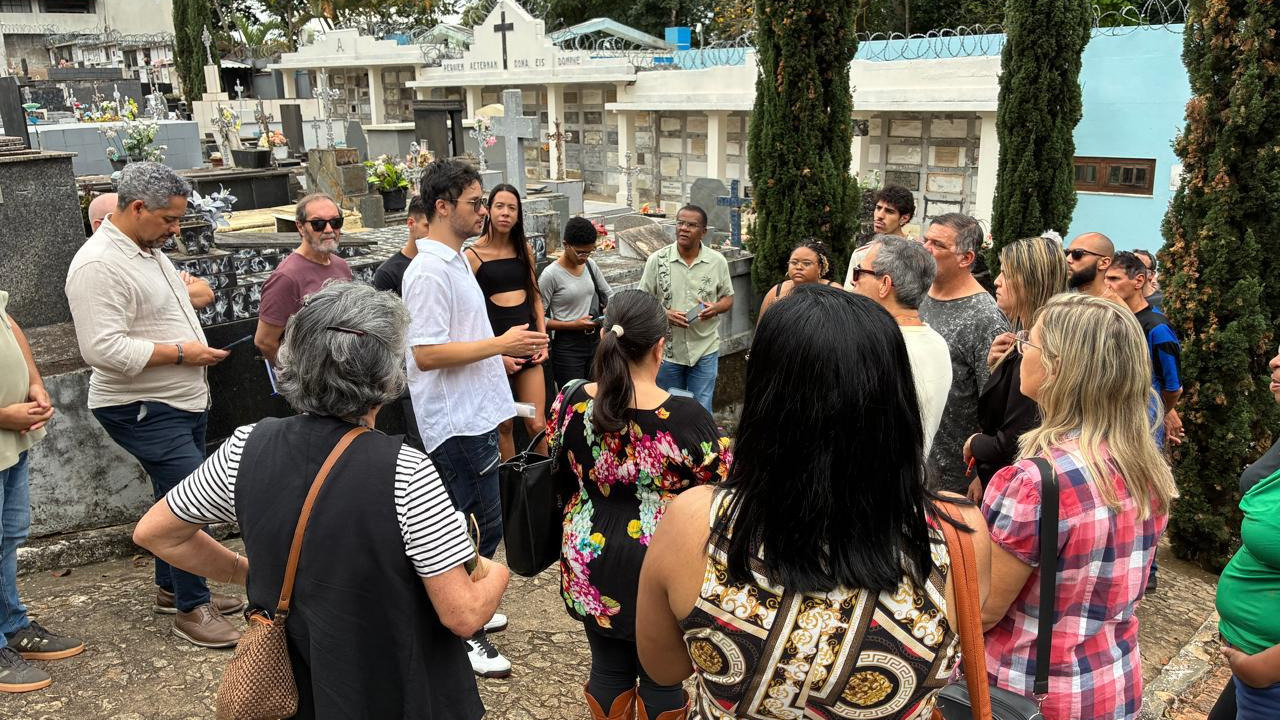 Portal de Not&iacute;cias PJF | Cemit�rio da Gl�ria recebe visita do projeto �Caminhando pela Hist�ria� com foco na imigra��o em Juiz de Fora - SETUR | 3/9/2026