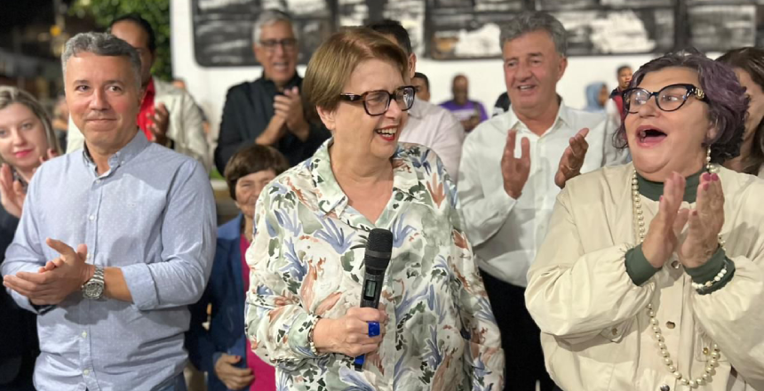 Portal de Not�cias PJF | Prefeita inaugura novo espa�o esportivo comunit�rio Arena Brasil, no bairro Amaz�nia, obra do Novo PAC - PREFEITA | 19/12/2025